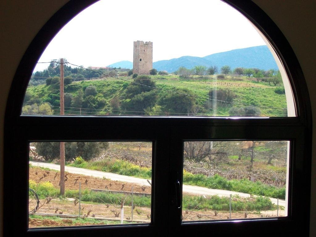 Villa Vravrona Tower & Suites Μαρκόπουλο Δωμάτιο φωτογραφία