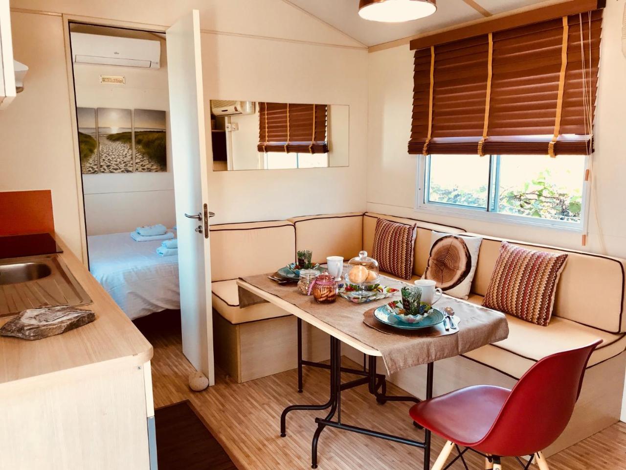 Villa Vravrona Tower & Suites Μαρκόπουλο Εξωτερικό φωτογραφία