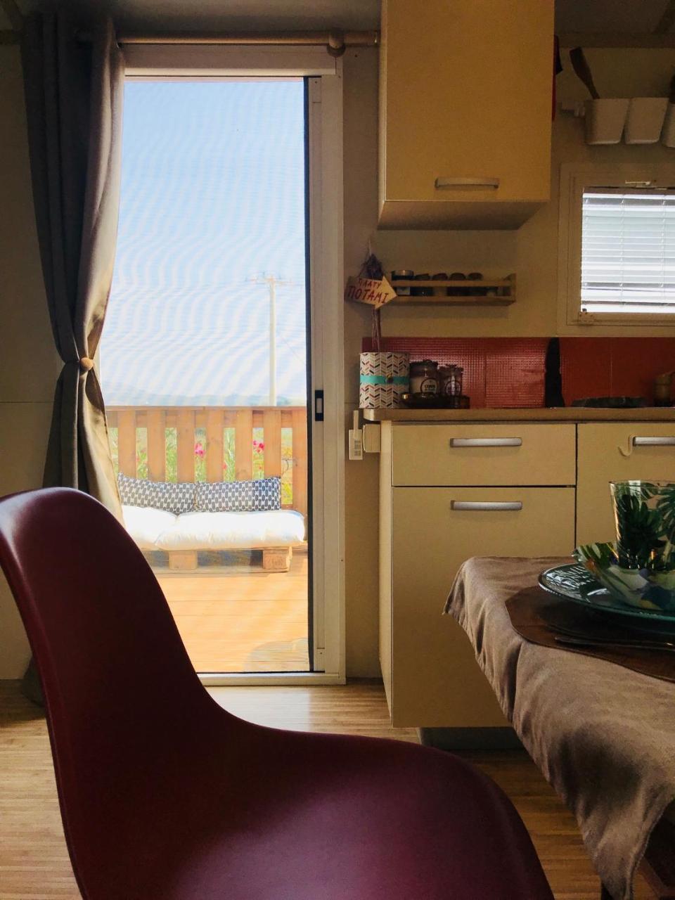 Villa Vravrona Tower & Suites Μαρκόπουλο Εξωτερικό φωτογραφία